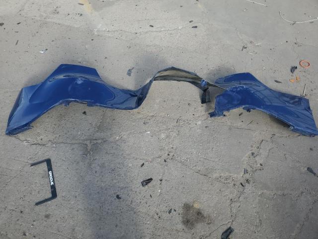 Toyota Camry Le Image 11