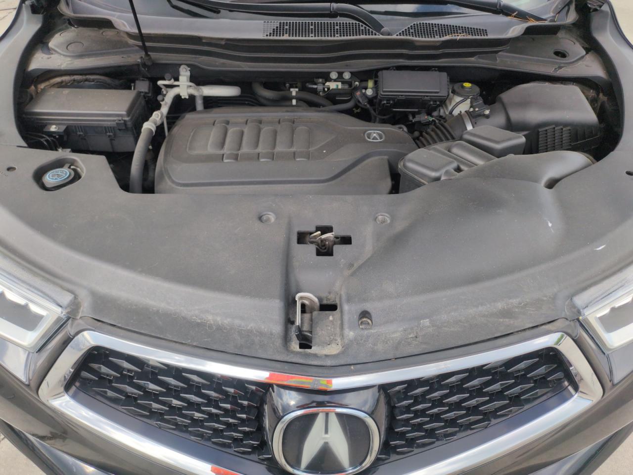 Acura MDX Image 13