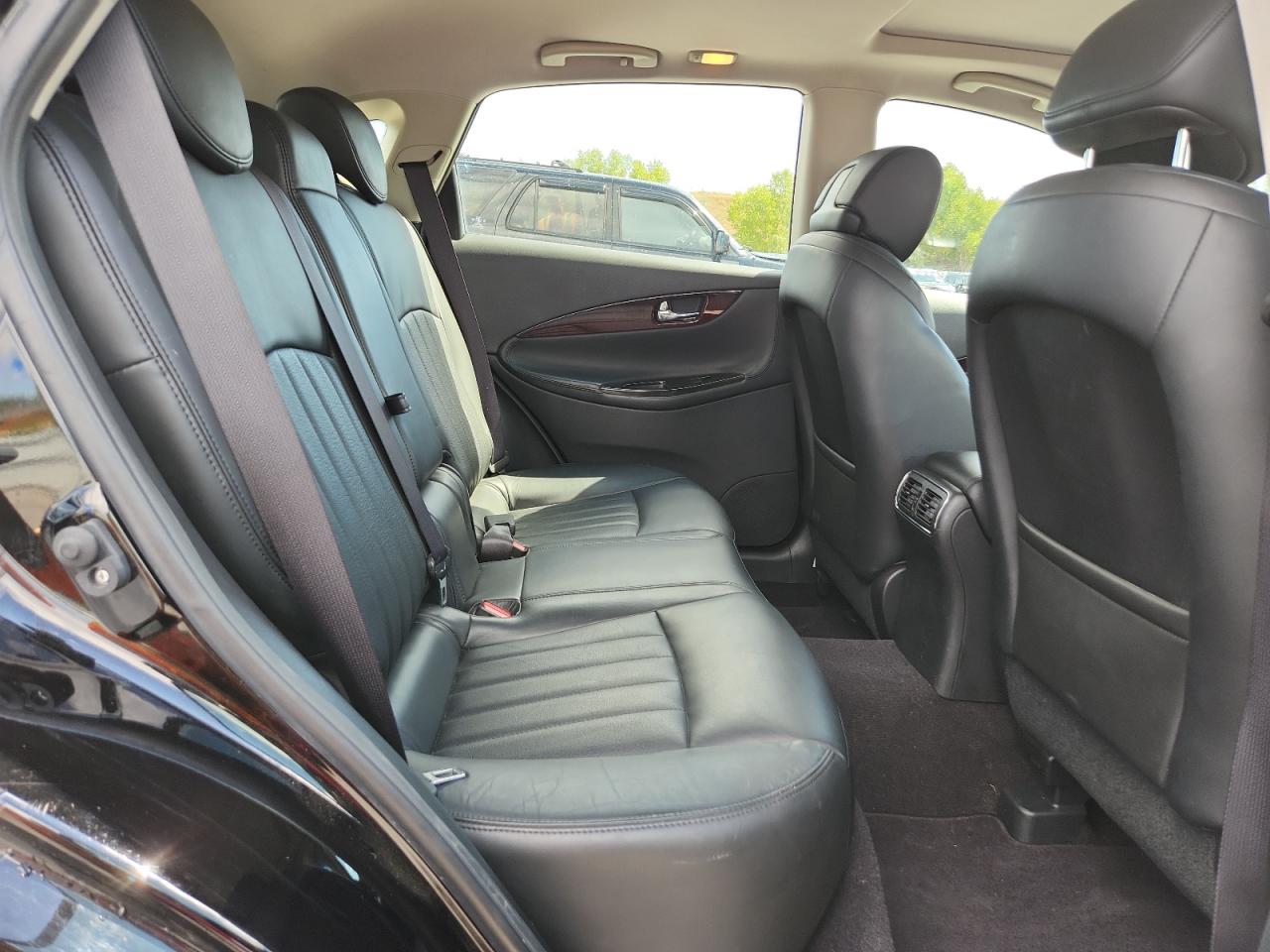 INFINITI Qx Image 7