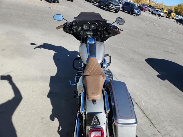 Harley-Davidson Fl Classic Image 3