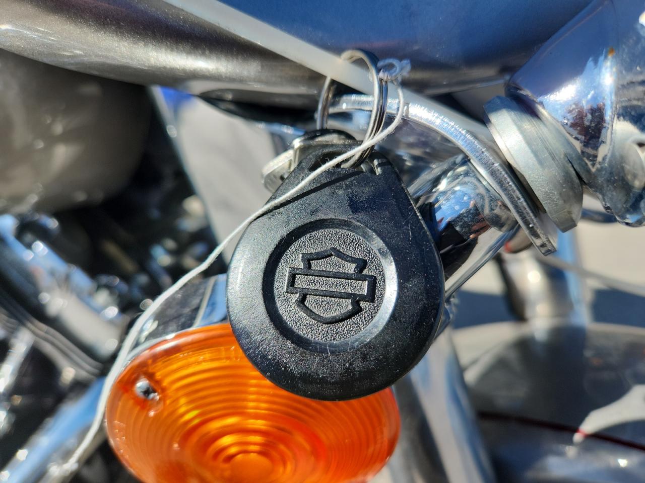 Harley-Davidson Fl Classic Image 4