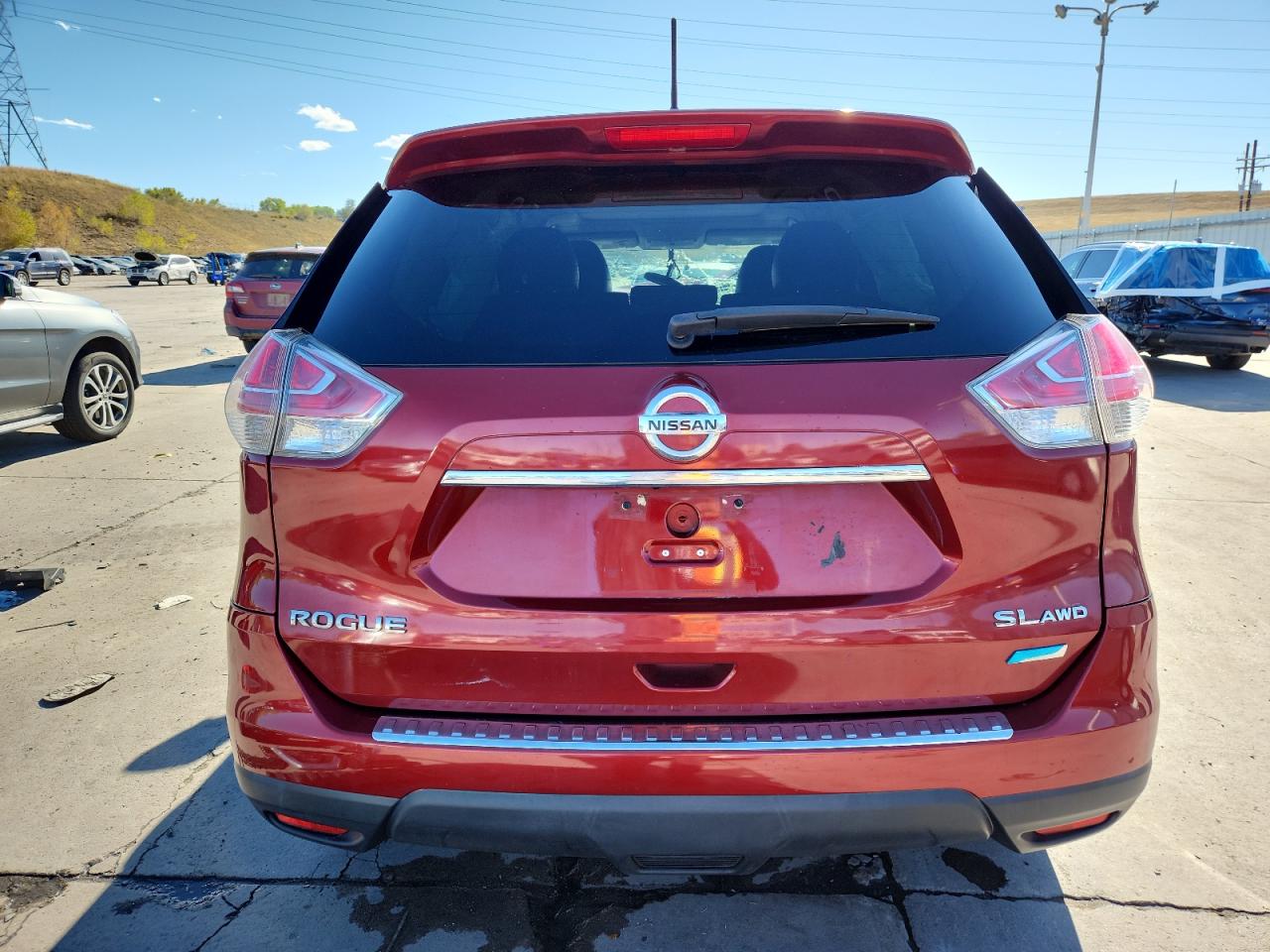 Nissan Rogue S Image 7