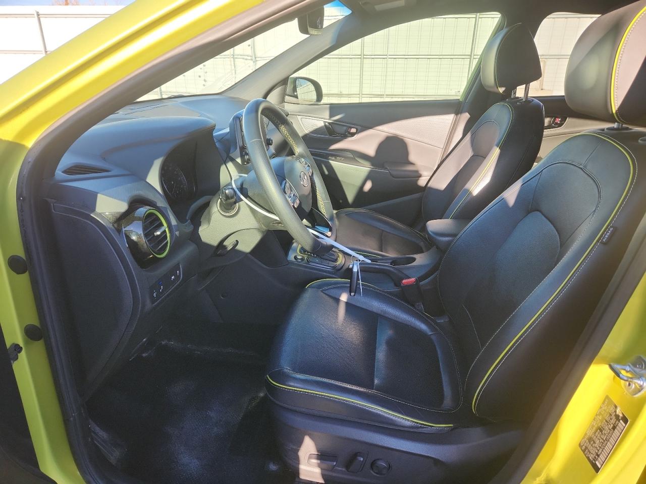 Hyundai KONA Limited Image 13