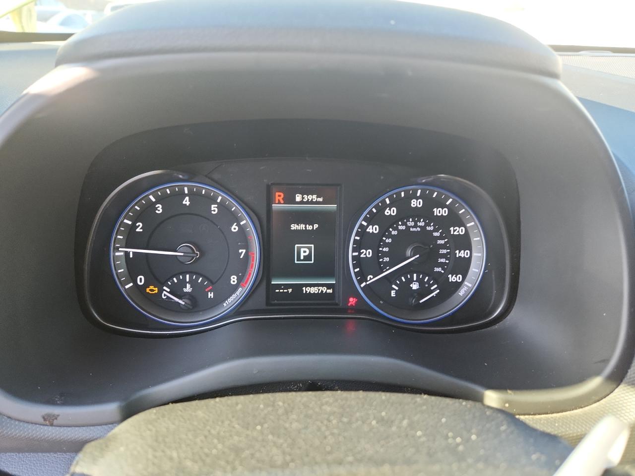 Hyundai KONA Limited Image 11