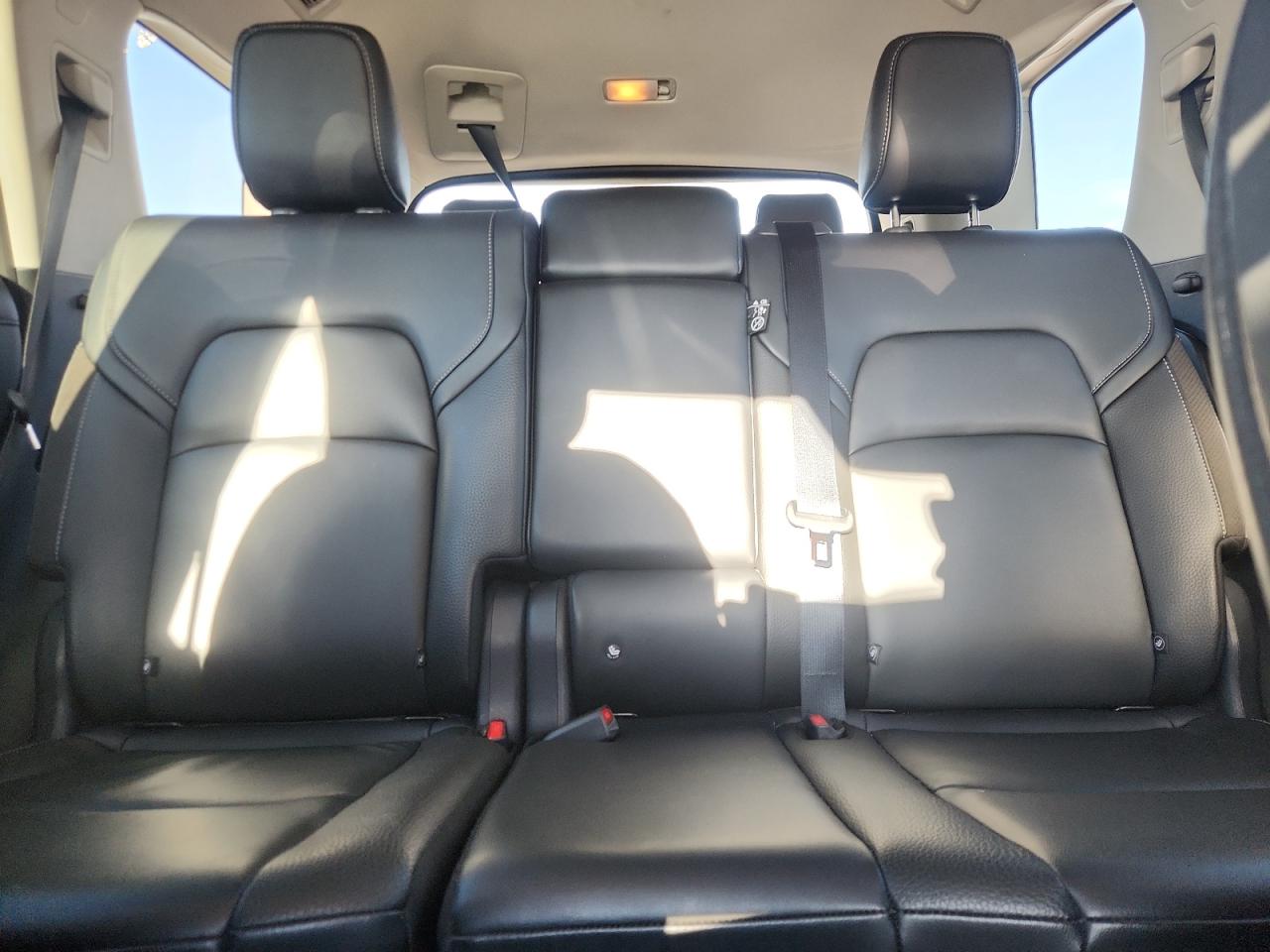 Nissan Pathfinder Sl Image 11