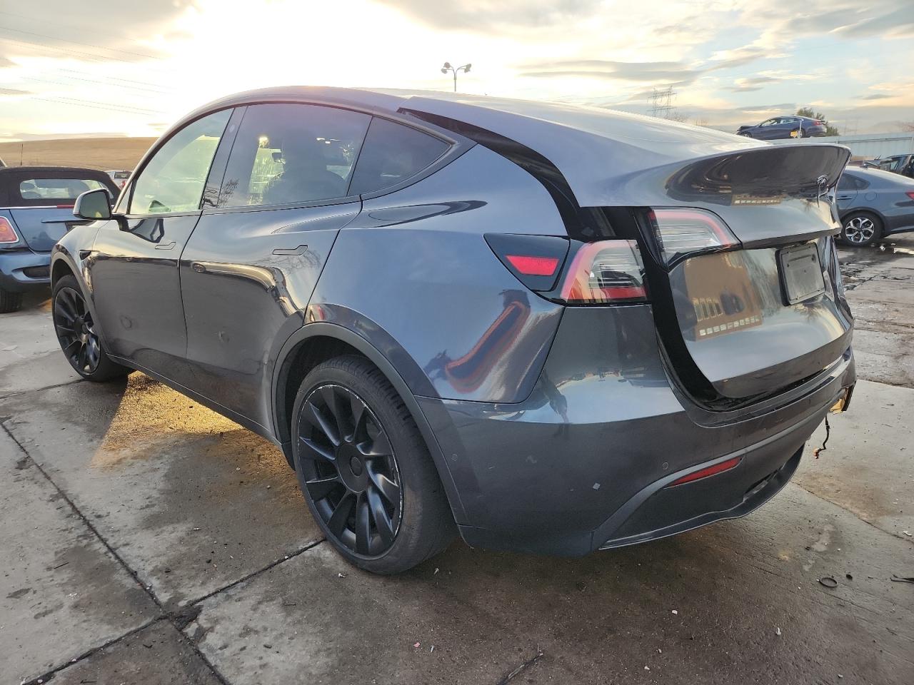 Tesla Model Y Image 8