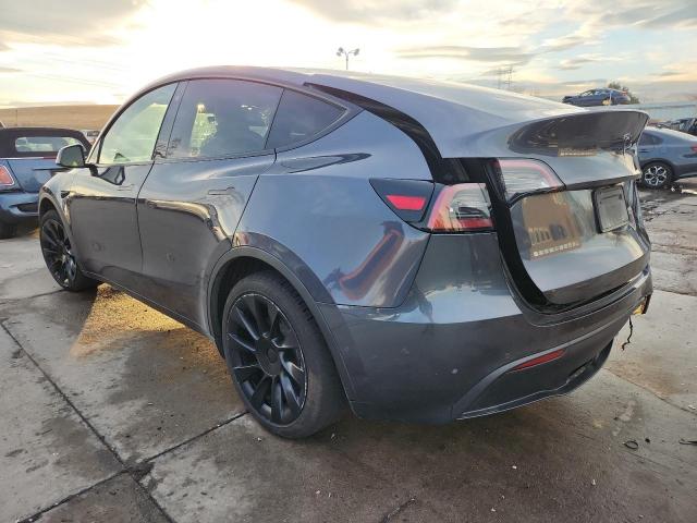 Tesla Model Y Image 8