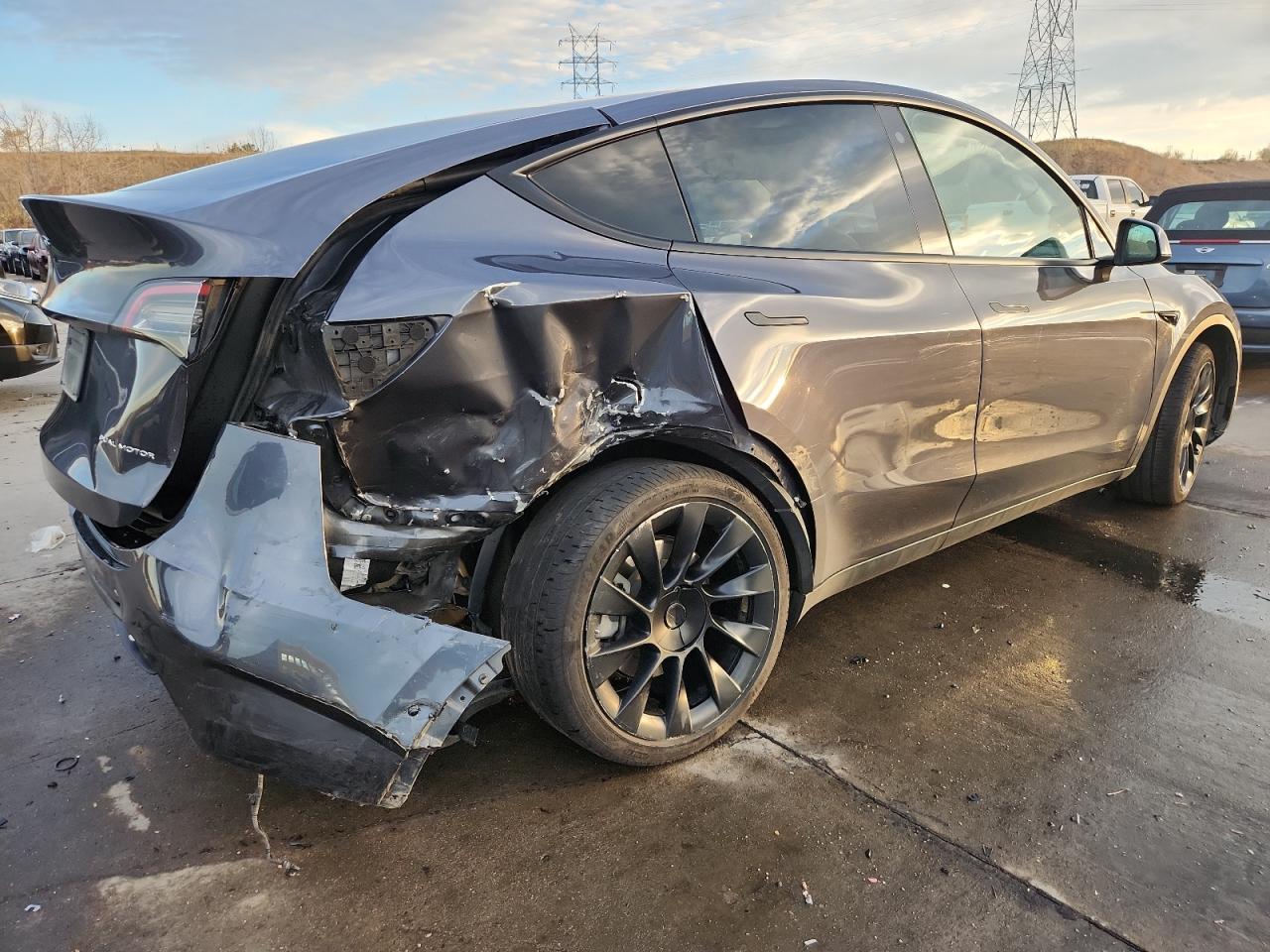 Tesla Model Y Image 7
