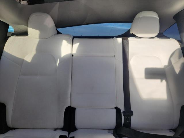 Tesla Model Y Image 10