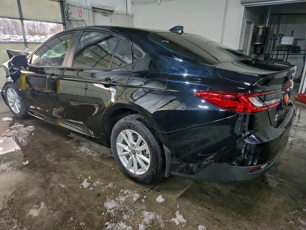 Toyota Camry Xse Image 6