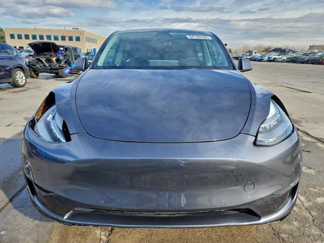 Tesla Model Y Image 3
