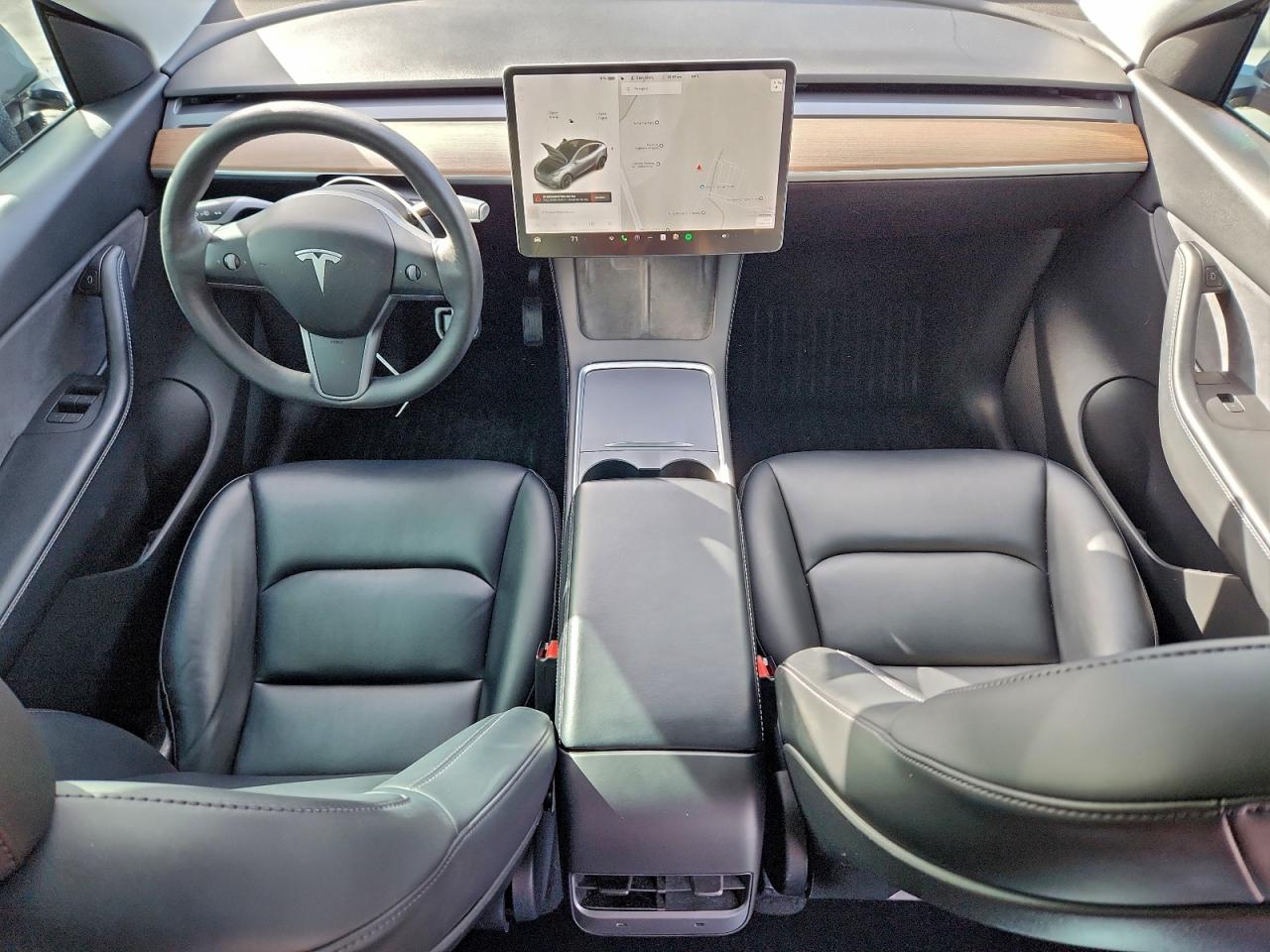 Tesla Model Y Image 12