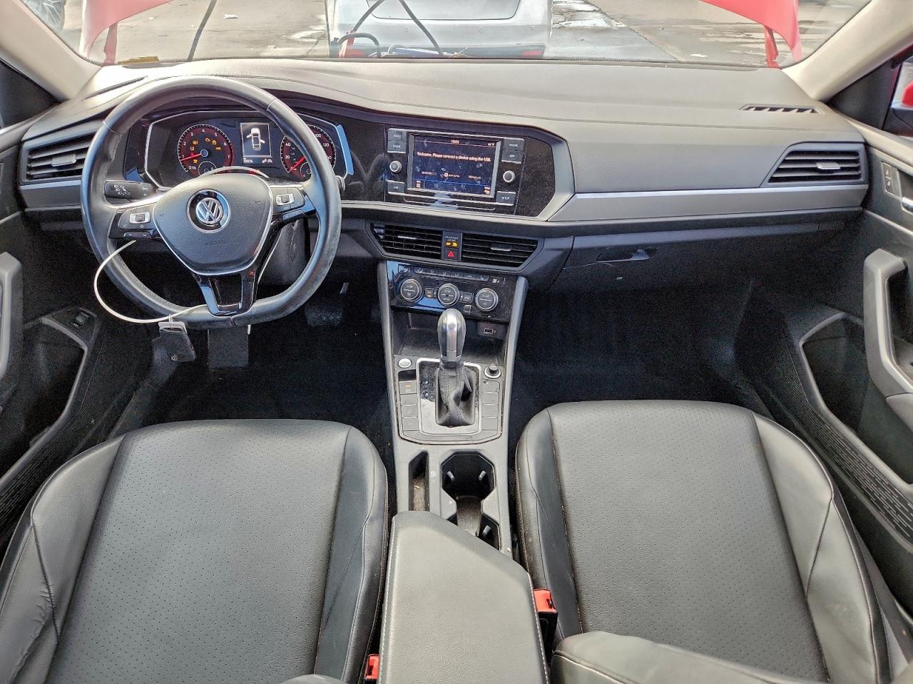 Volkswagen Jetta S Image 2