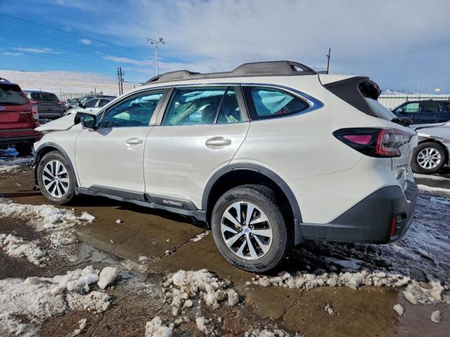 Subaru Legacy Image 10