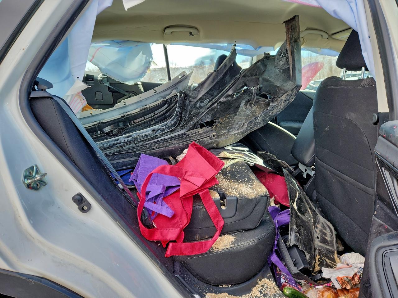 Subaru Legacy Image 6