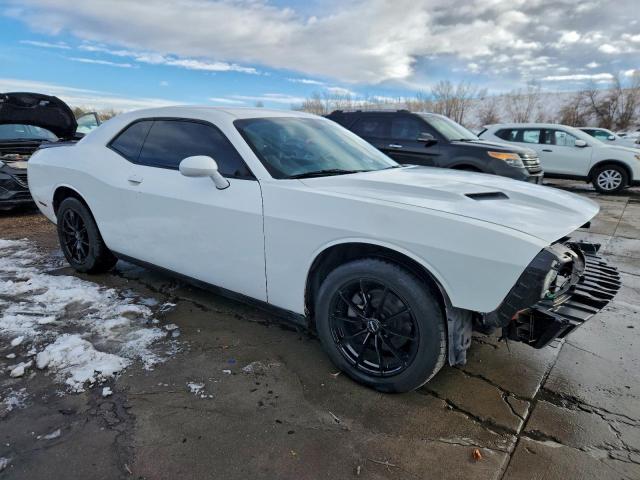 Dodge Challenger Sxt Image 3