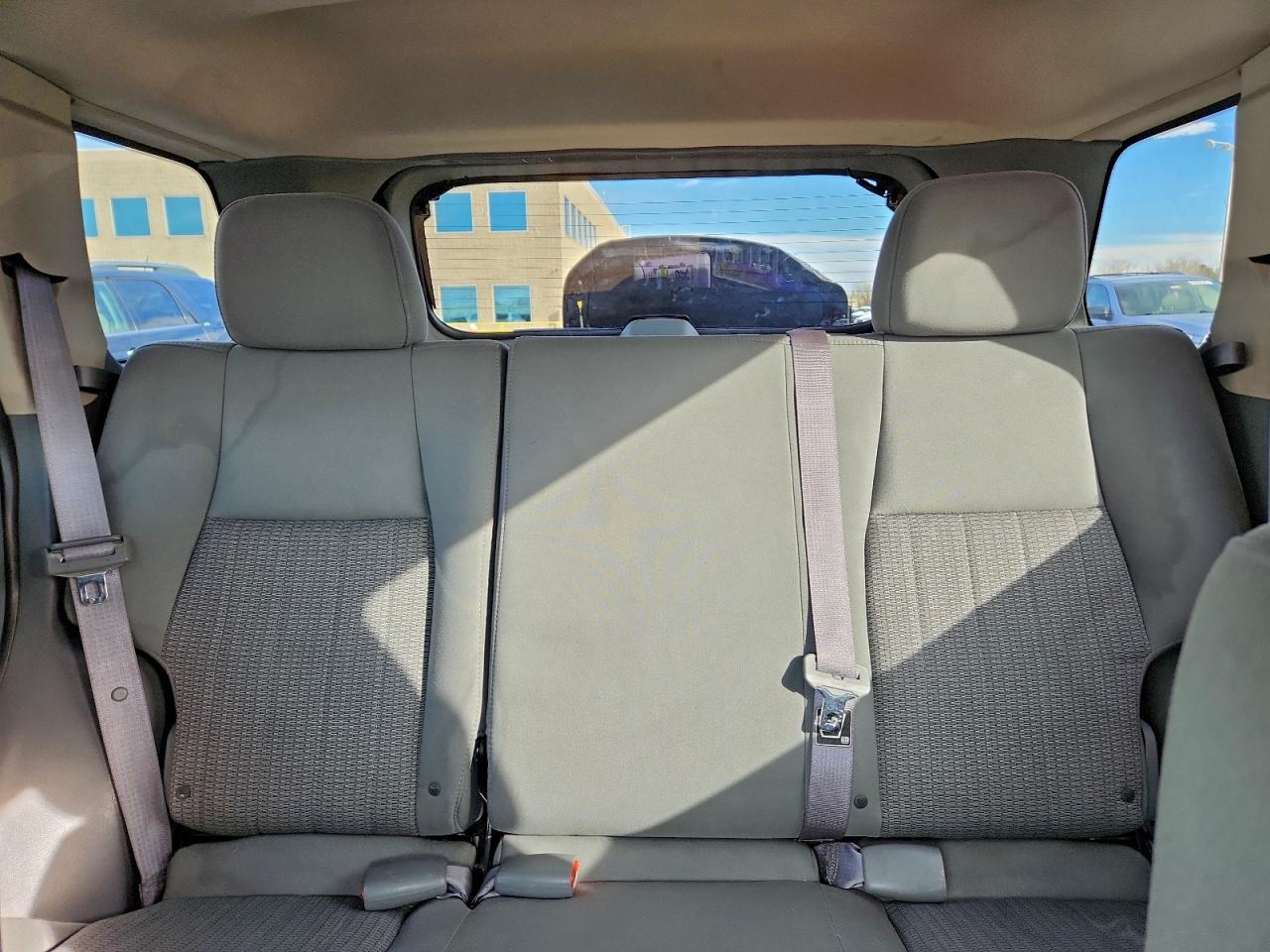 Jeep Grand Cherokee Laredo Image 9