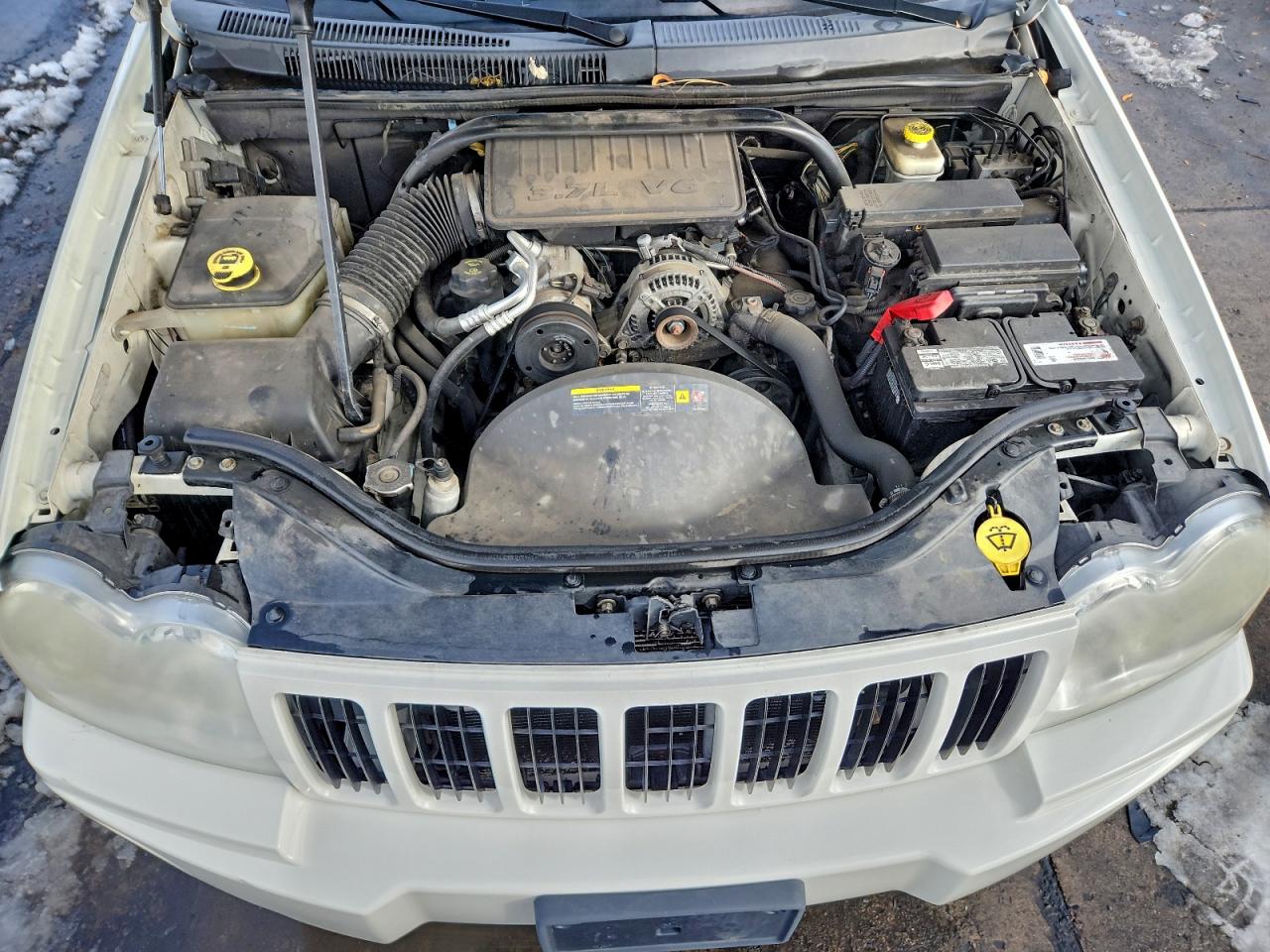 Jeep Grand Cherokee Laredo Image 11