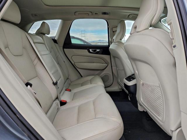 Volvo XC60 T6 Inscription Image 5