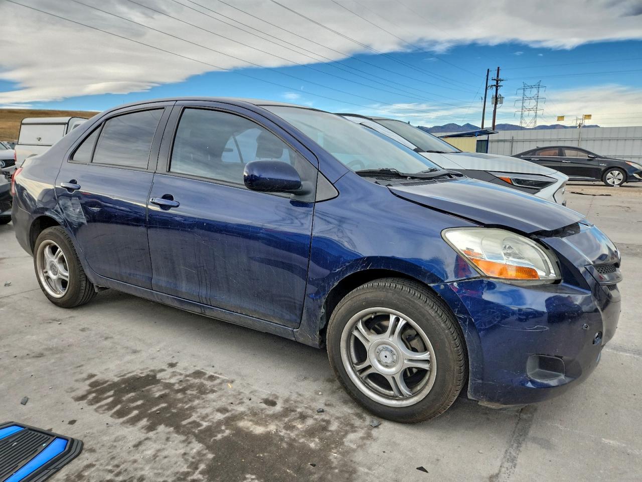 Toyota Yaris Image 3