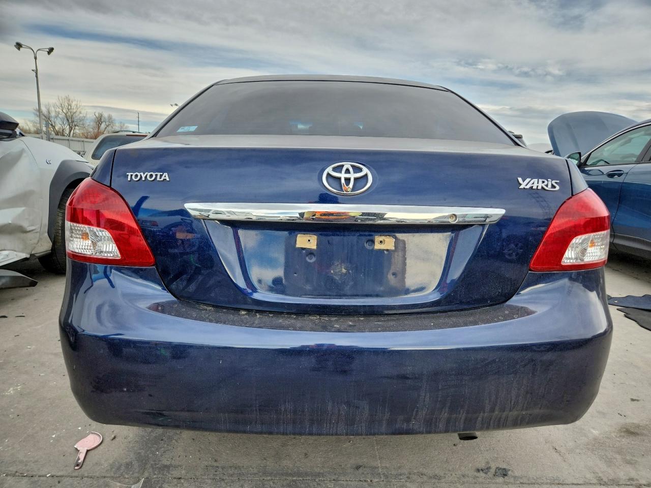 Toyota Yaris Image 2