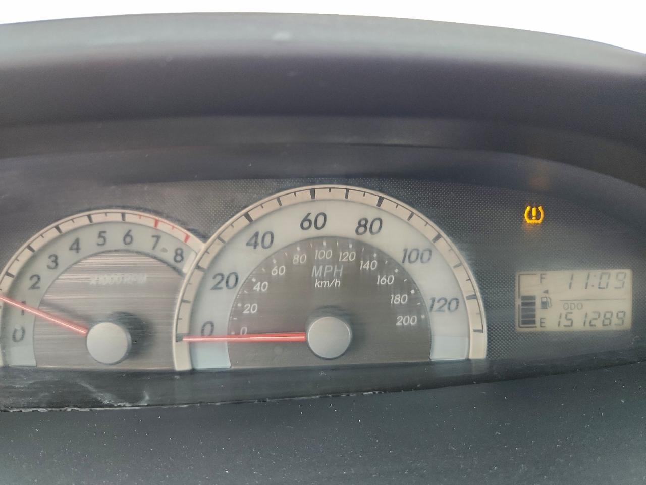 Toyota Yaris Image 9