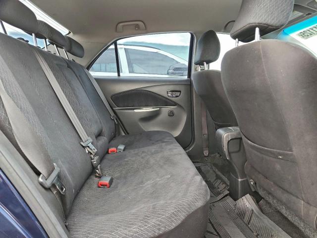 Toyota Yaris Image 10