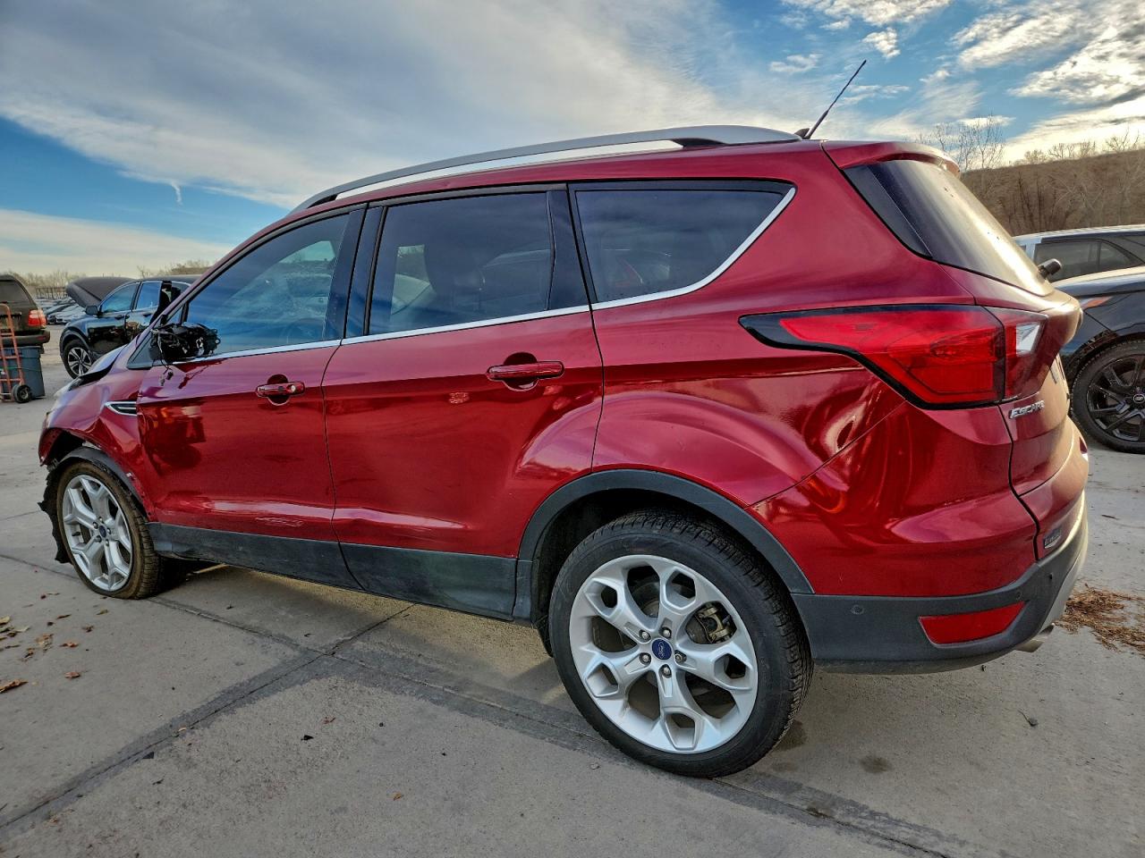 Ford Escape Titanium Image 4