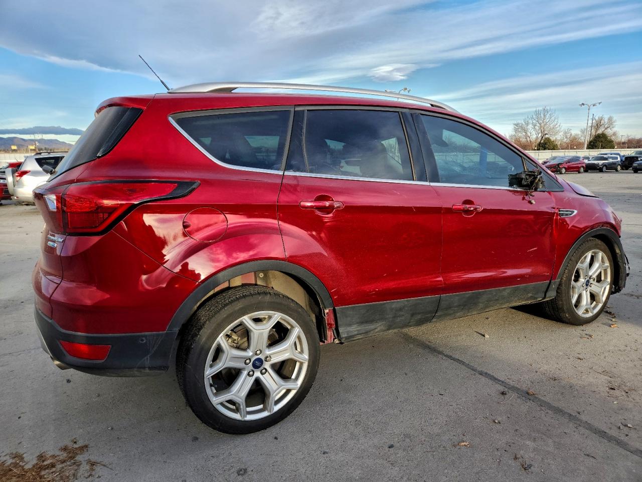 Ford Escape Titanium Image 2