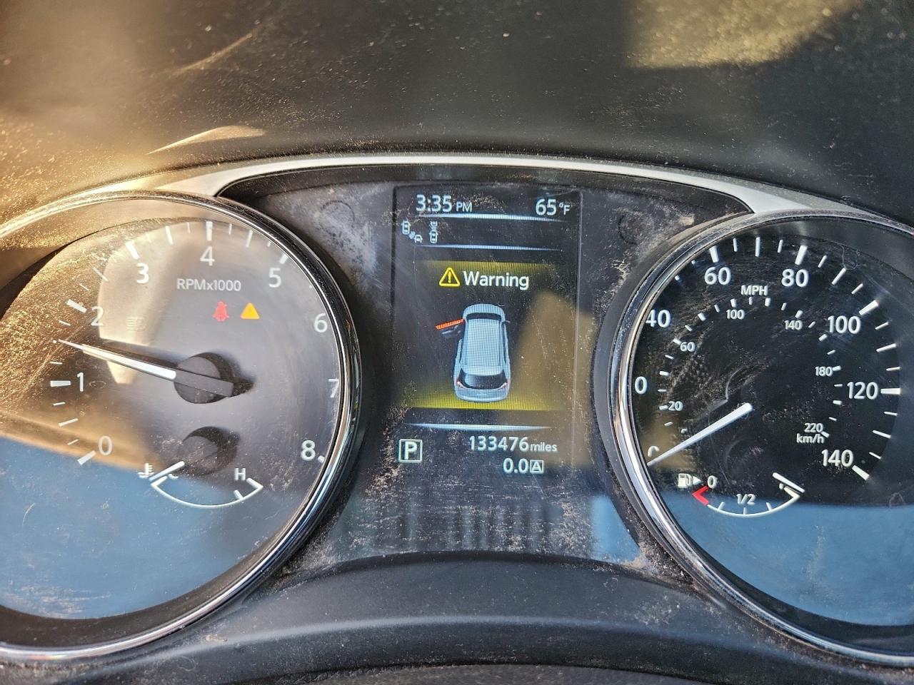 Nissan Rogue S Image 6