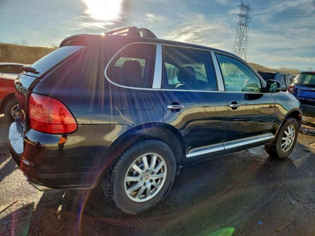 Porsche Cayenne Image 4