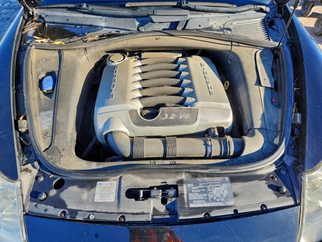 Porsche Cayenne Image 9