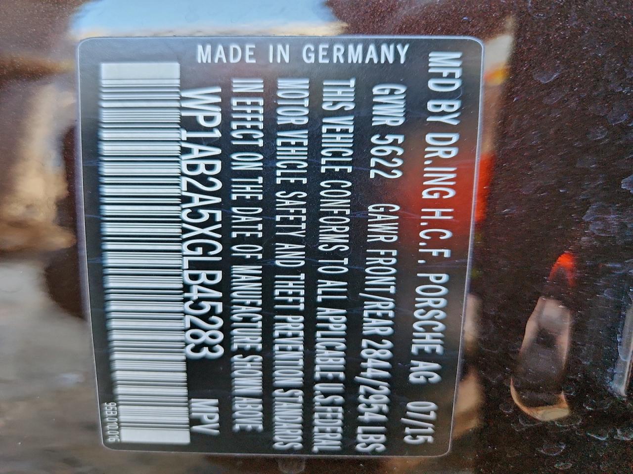 Porsche Macan S Image 12