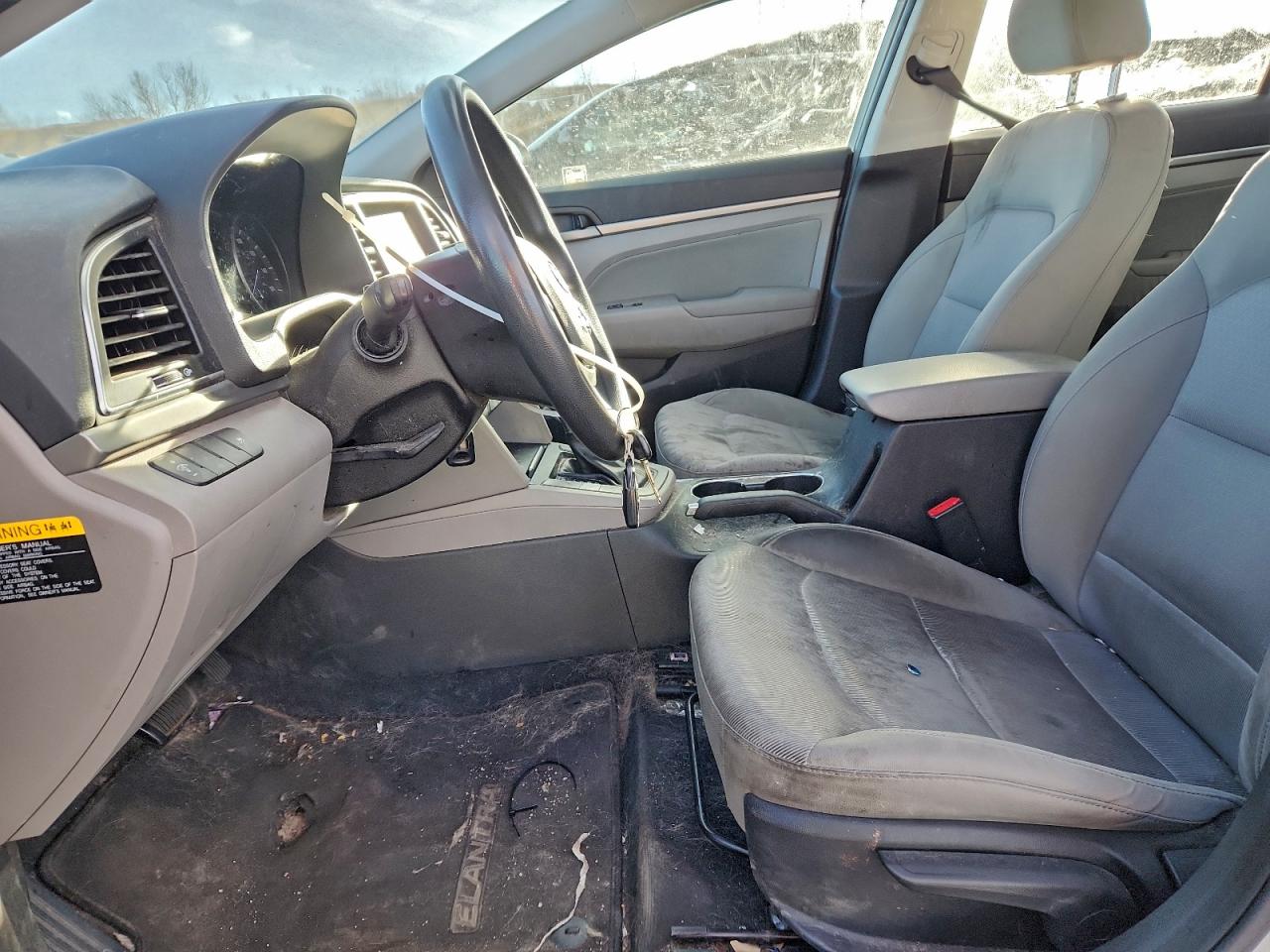 Hyundai ELANTRA Se Image 10