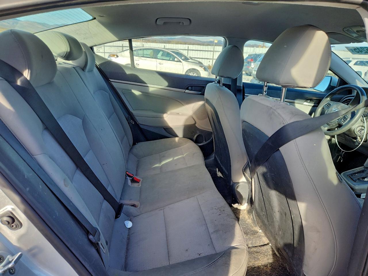 Hyundai ELANTRA Se Image 8