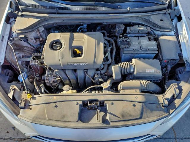 Hyundai ELANTRA Se Image 12