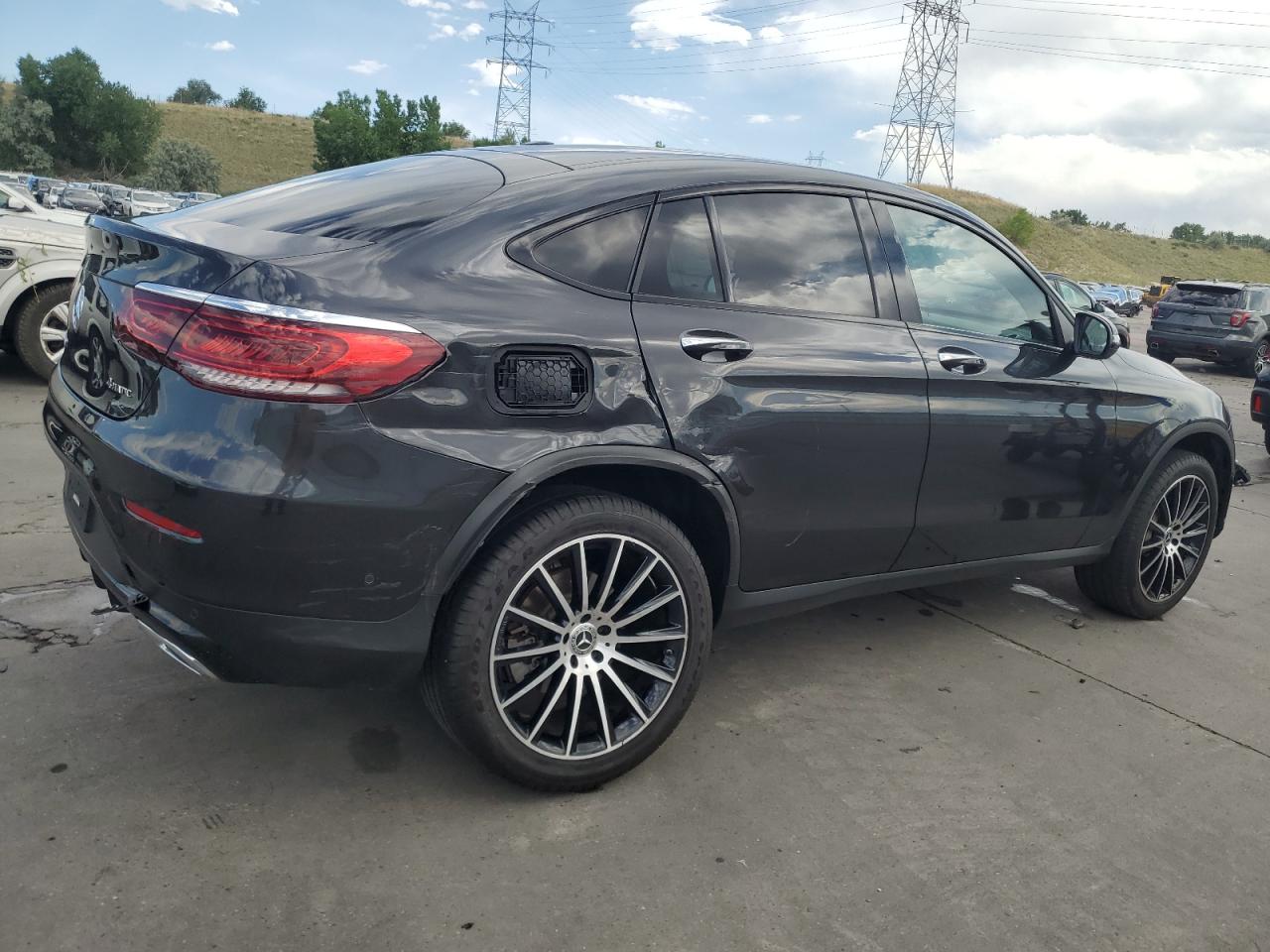 Mercedes-Benz GLC 300 4matic Image 9