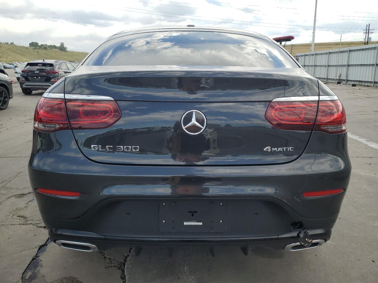 Mercedes-Benz GLC 300 4matic Image 12