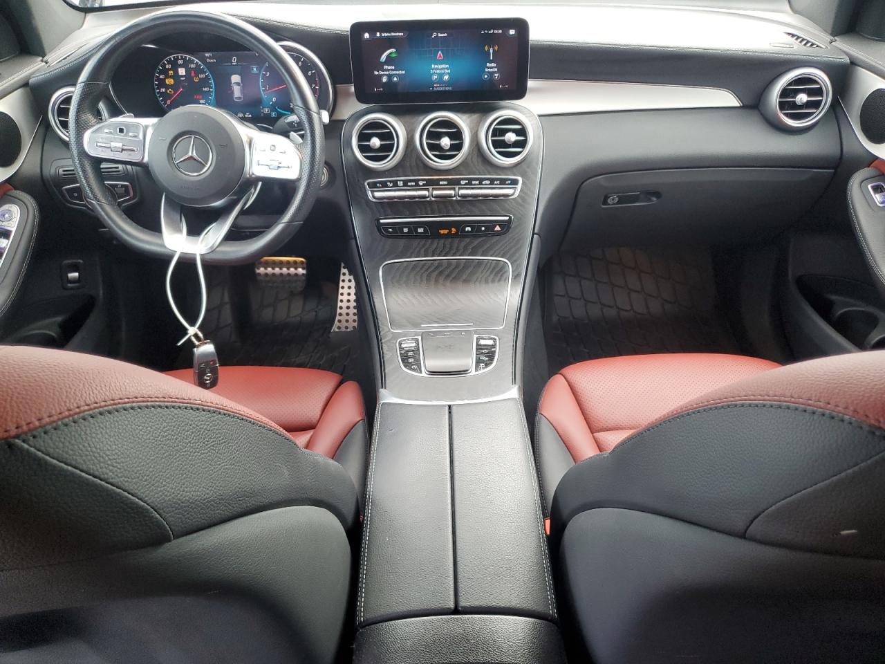 Mercedes-Benz GLC 300 4matic Image 3