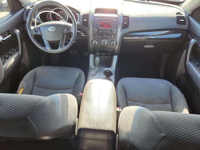 Kia Sorento Base Image 13