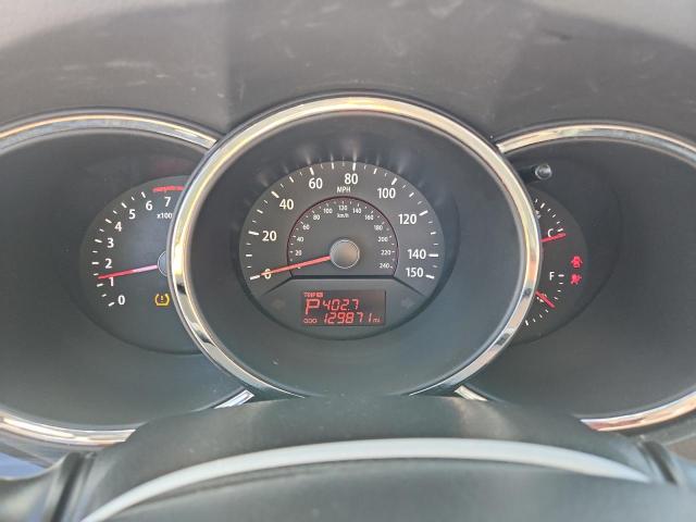 Kia Sorento Base Image 10