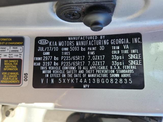 Kia Sorento Base Image 11