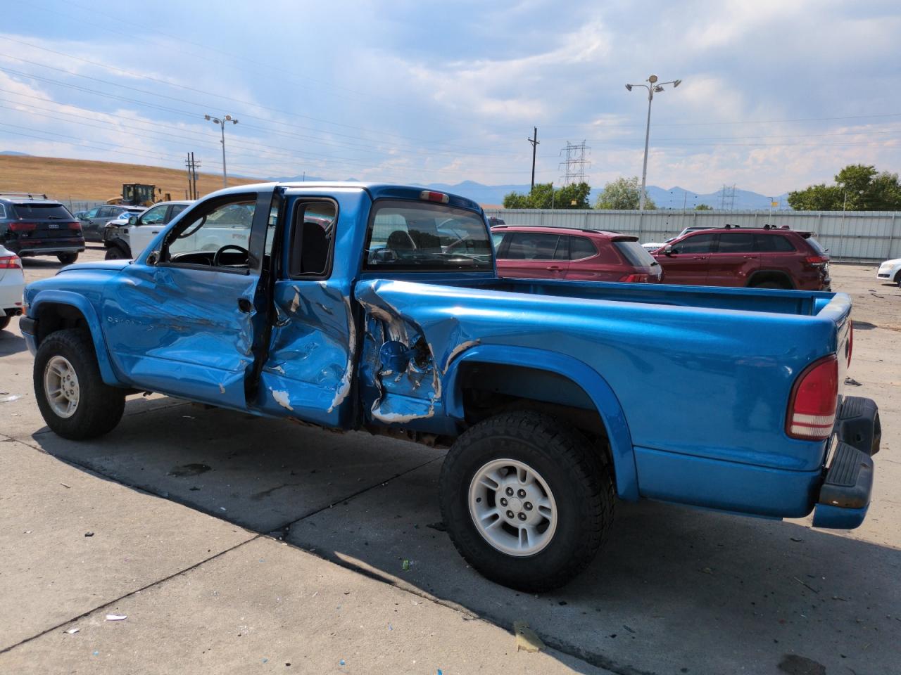 Dodge Dakota Image 2