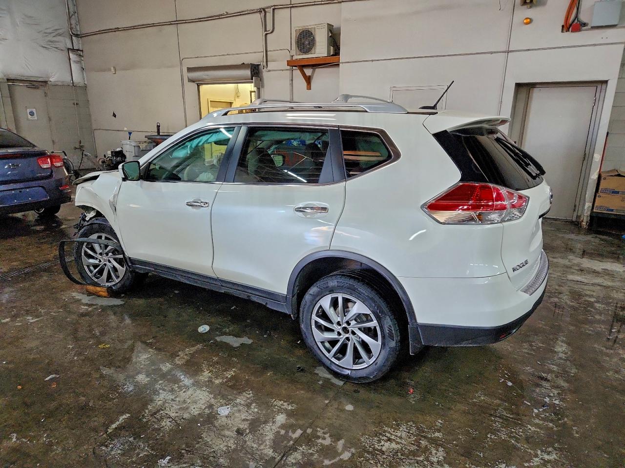 Nissan Rogue S Image 4