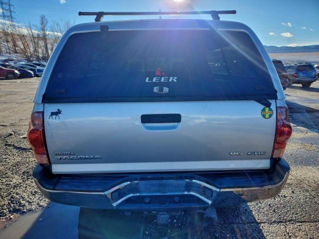 Toyota Tacoma Access Cab Image 10