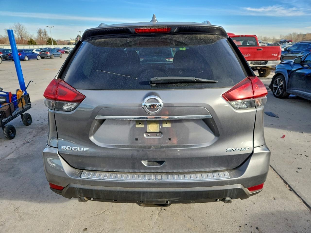 Nissan Rogue S Image 2