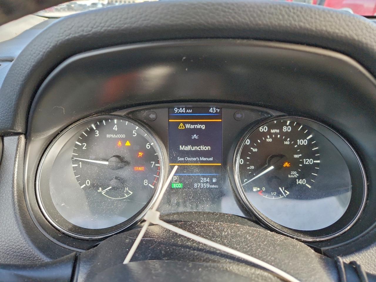 Nissan Rogue S Image 7