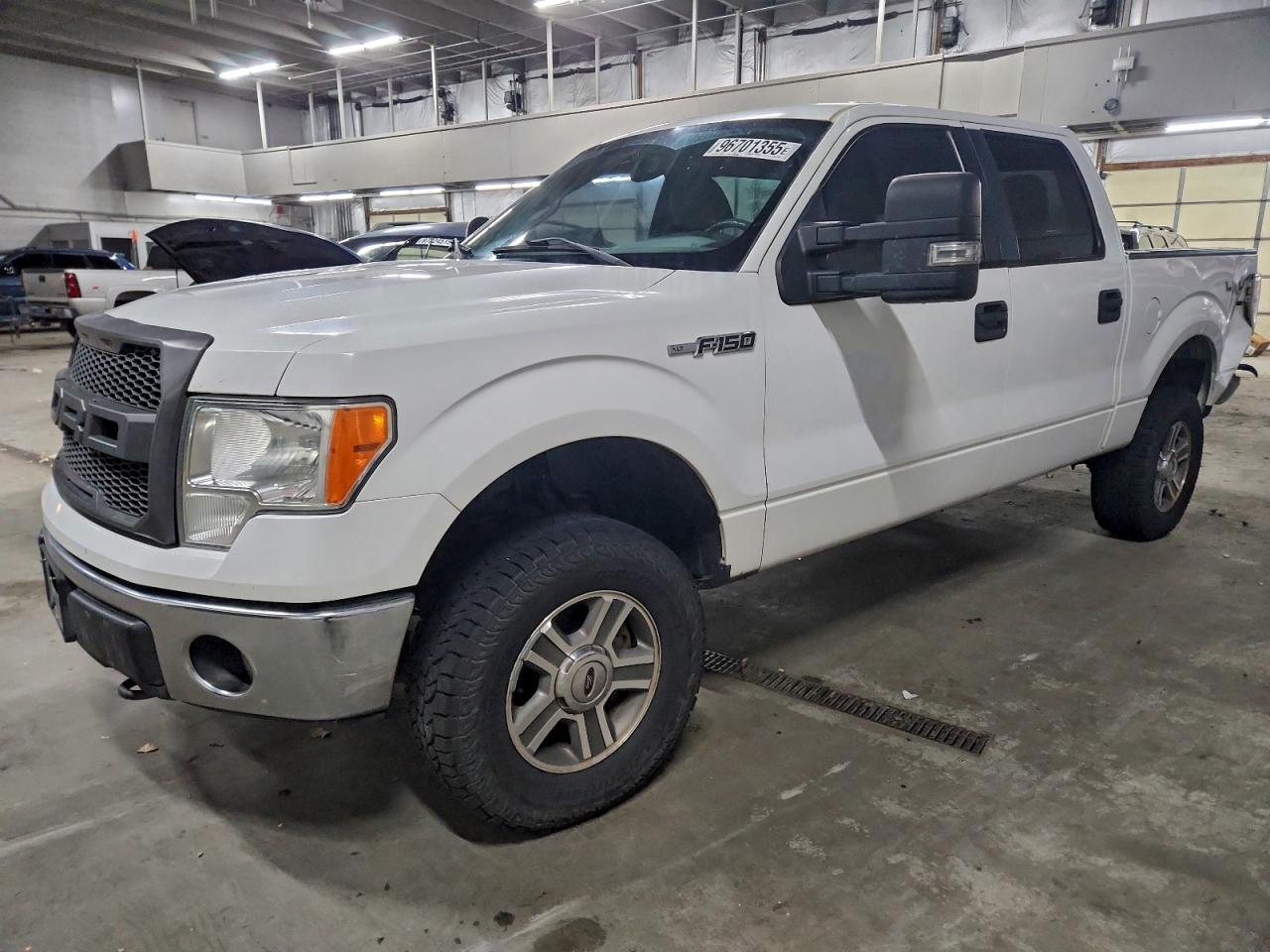 Ford F-150 Supercrew Image 1