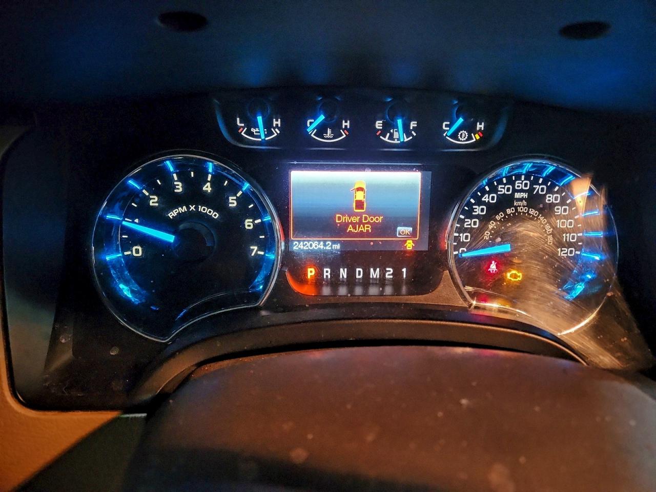 Ford F-150 Supercrew Image 7