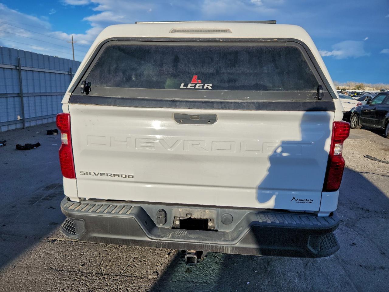 Chevrolet Silverado K1500 Image 10